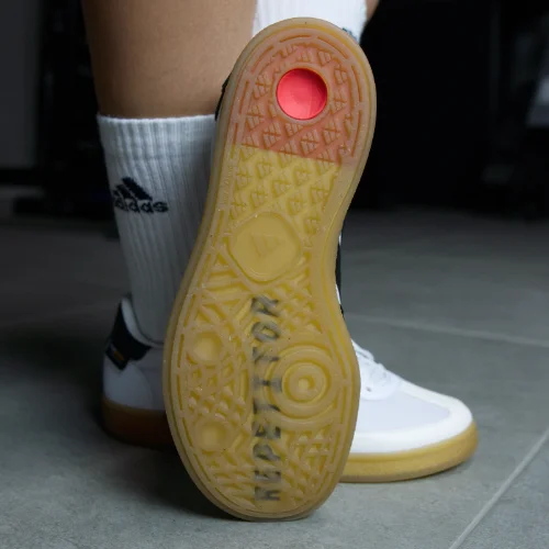 Sola de treinamento adidas spezial