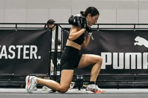 sandbag lunges hyrox