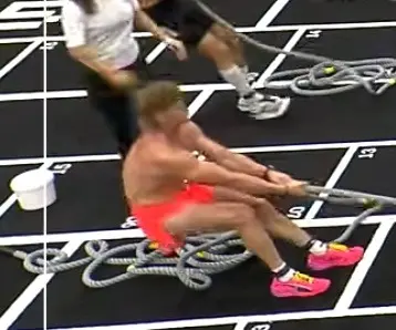 penalización Hunter McIntyre HYROX Melbourne 2025